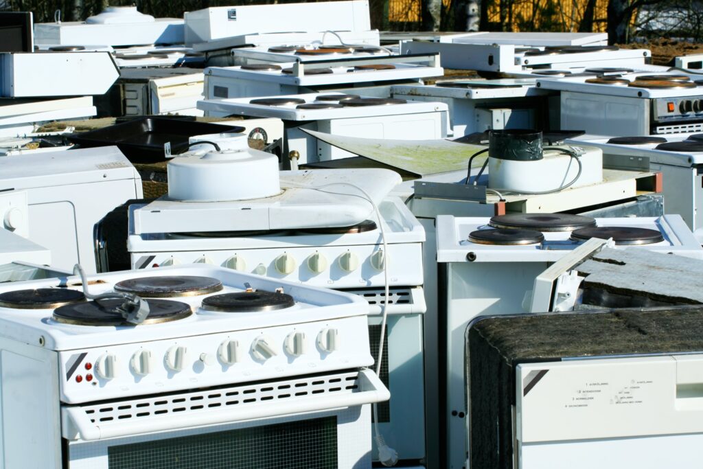 Old appliances in need of appliance removal services in Atlanta, GA